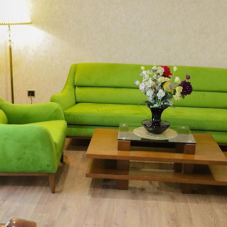 United Hotel International Yaounde Bagian luar foto